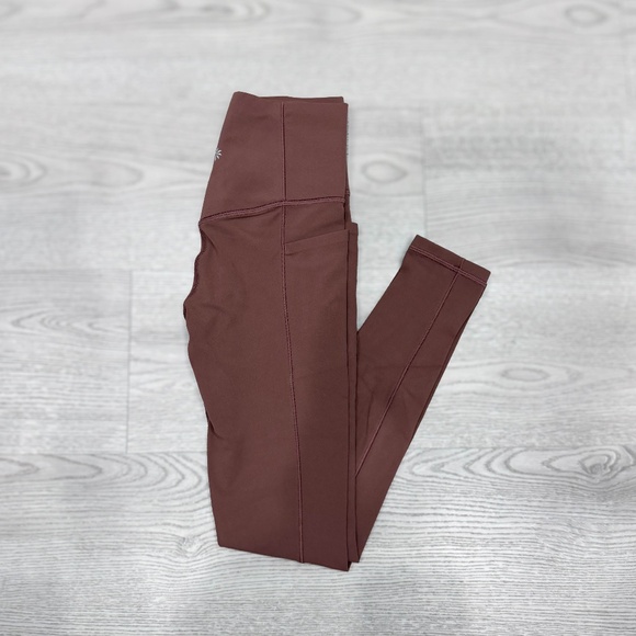 Athleta Salutation Stash Pocket II Tight - Picture 7 of 7